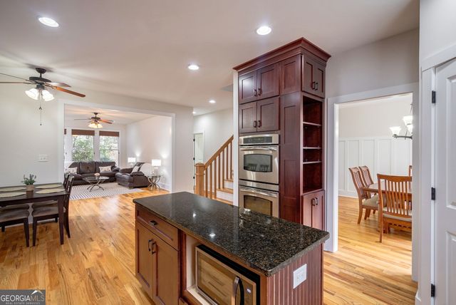 1190 Cobblestone Lane, Bogart, GA 30622