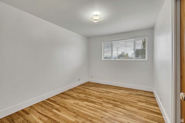 8327 S ROMAINE DR, Sandy, UT 84070