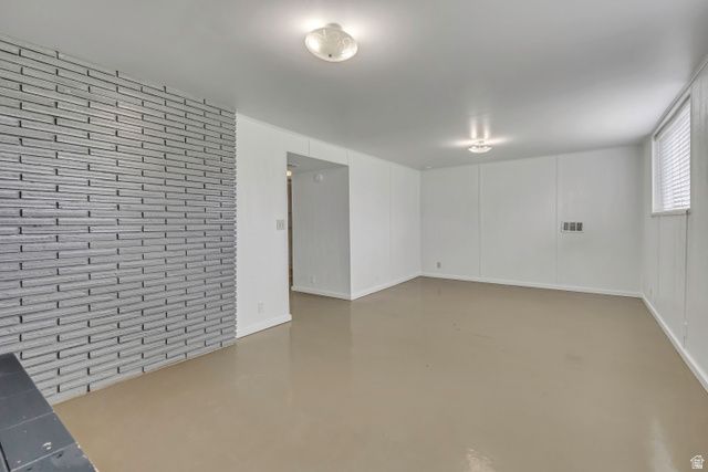 8327 S ROMAINE DR, Sandy, UT 84070
