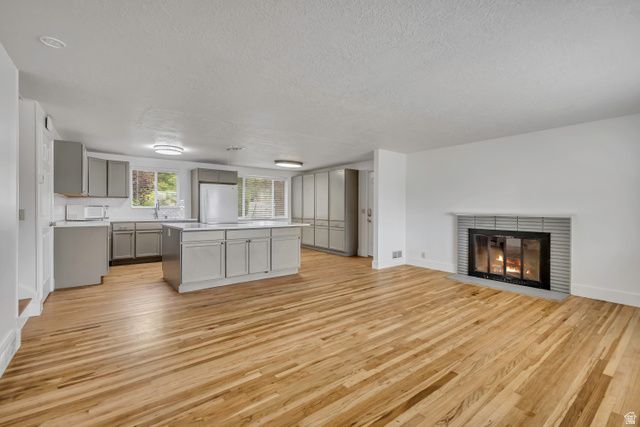 8327 S ROMAINE DR, Sandy, UT 84070