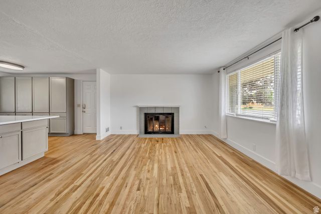 8327 S ROMAINE DR, Sandy, UT 84070