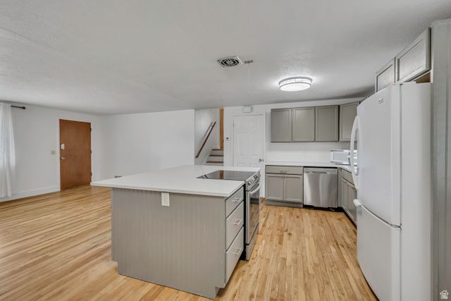8327 S ROMAINE DR, Sandy, UT 84070