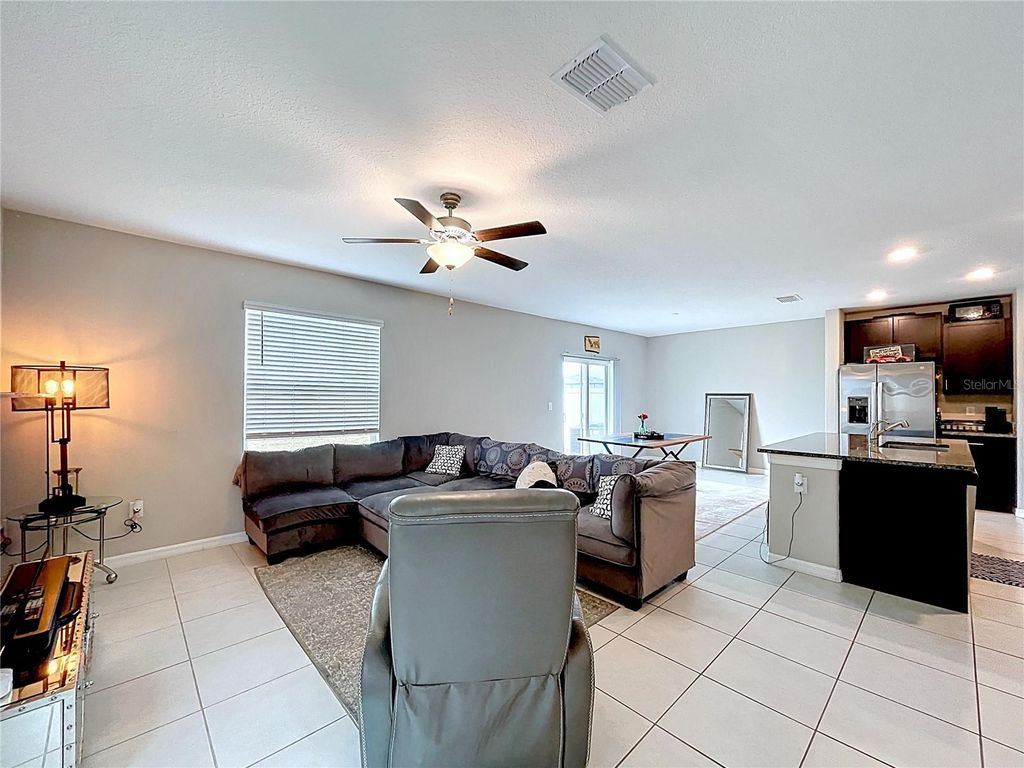 Image 6 of property listing at 3141 OYSTER COVE STREET, Wimauma, FL 33598