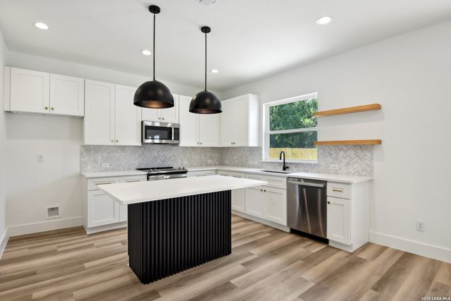 1934 Lamar St, San Antonio, TX 78202