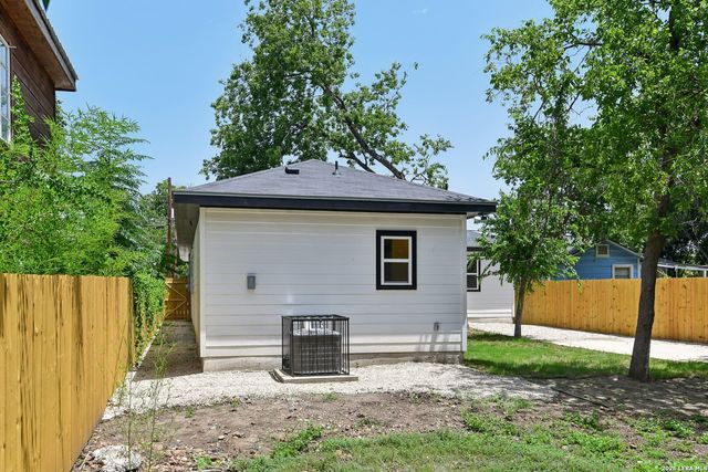 1934 Lamar St, San Antonio, TX 78202