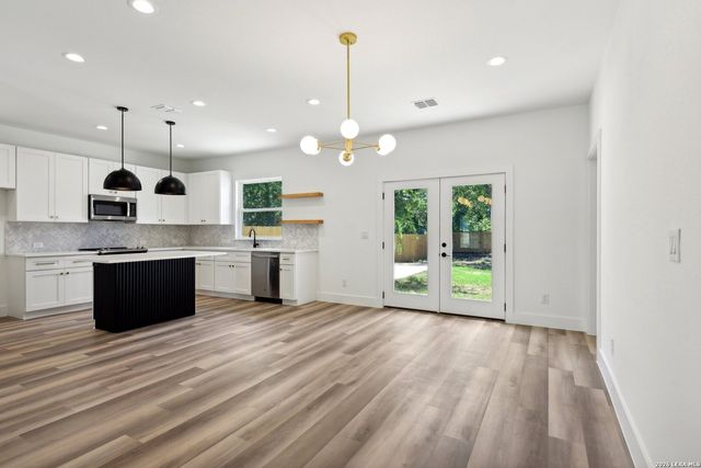 1934 Lamar St, San Antonio, TX 78202