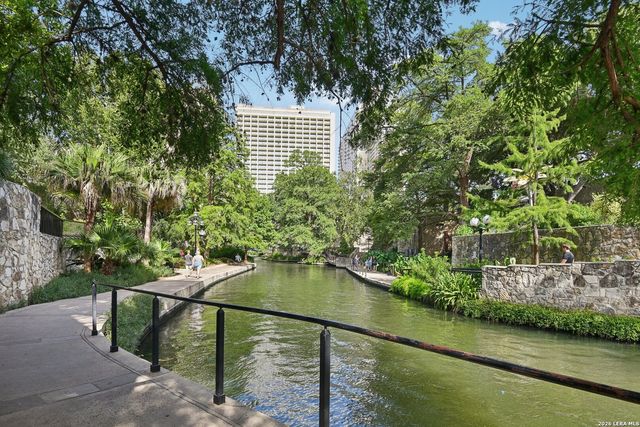 1934 Lamar St, San Antonio, TX 78202