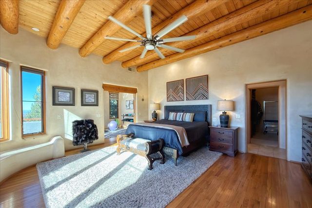 2160 Paseo Iglesias, Santa Fe, NM 87501