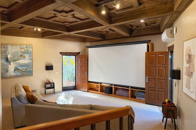 2160 Paseo Iglesias, Santa Fe, NM 87501