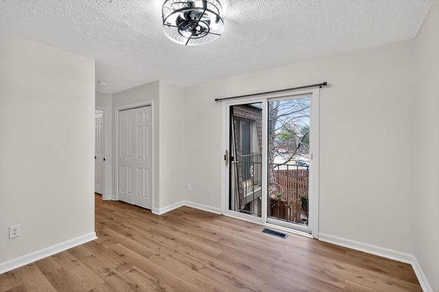 433 Darby Creek A, Lexington, KY 40509