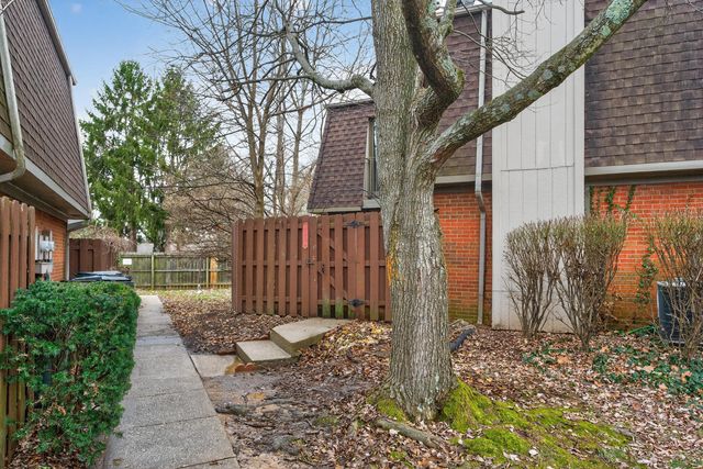 433 Darby Creek A, Lexington, KY 40509