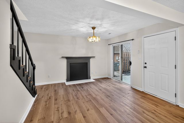 433 Darby Creek A, Lexington, KY 40509