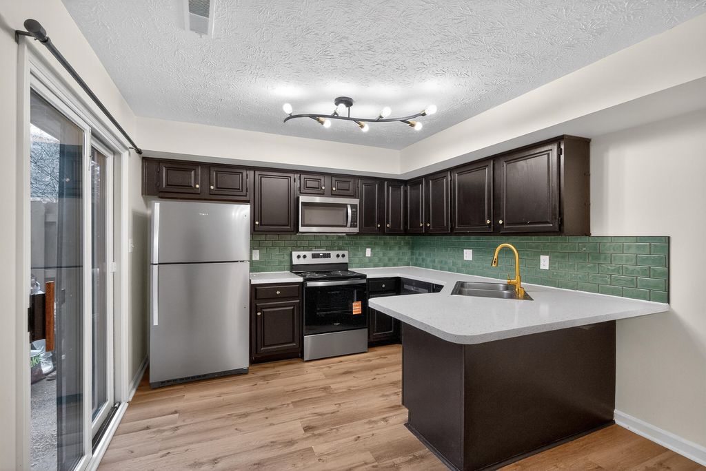 433 Darby Creek A, Lexington, KY 40509