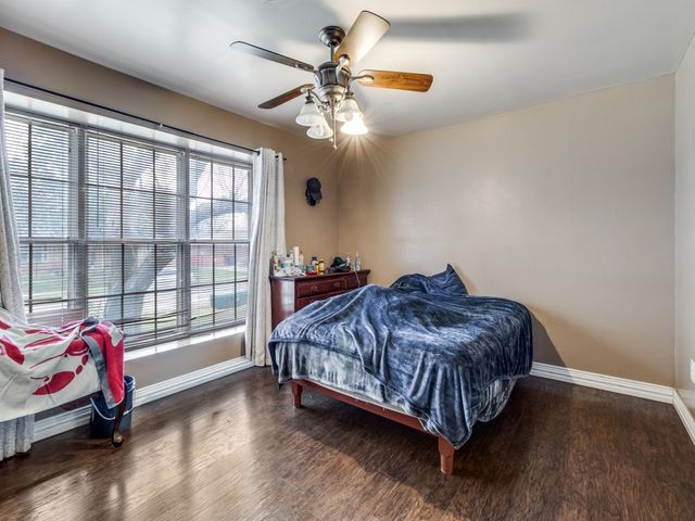 111 W Kenwood Drive, Garland, TX 75041