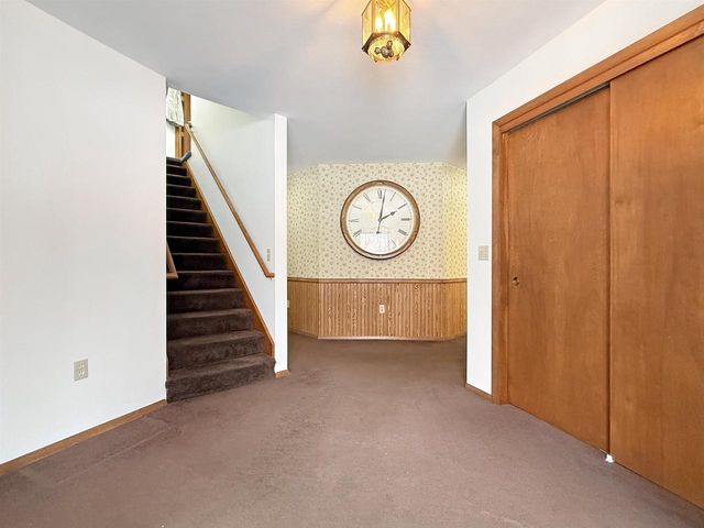 N1417 OAK PARK DRIVE, Menominee, MI 49858