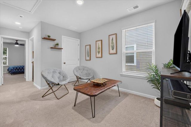 109 Sunray Lane, Summerville, SC 29486