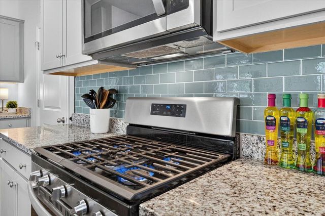 109 Sunray Lane, Summerville, SC 29486