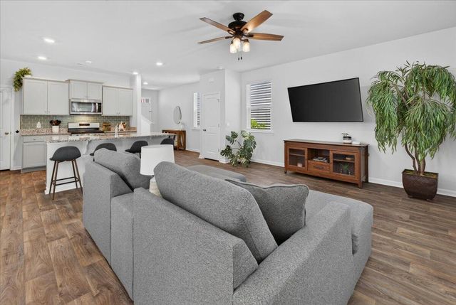 109 Sunray Lane, Summerville, SC 29486
