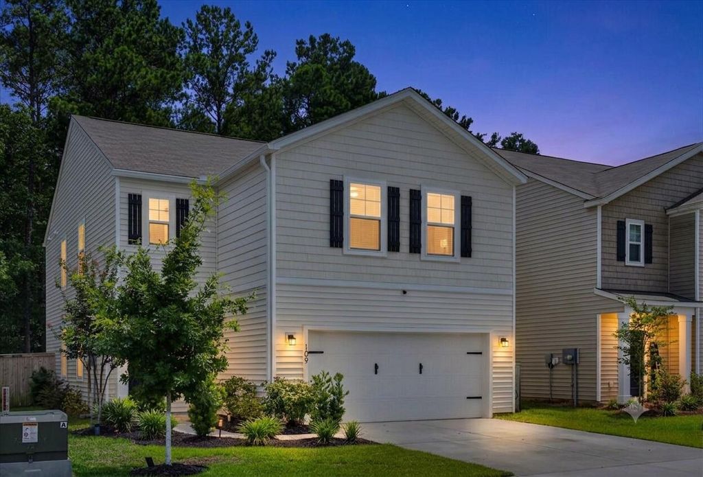 Image 26 of property listing at 109 Sunray Lane, Summerville, SC 29486