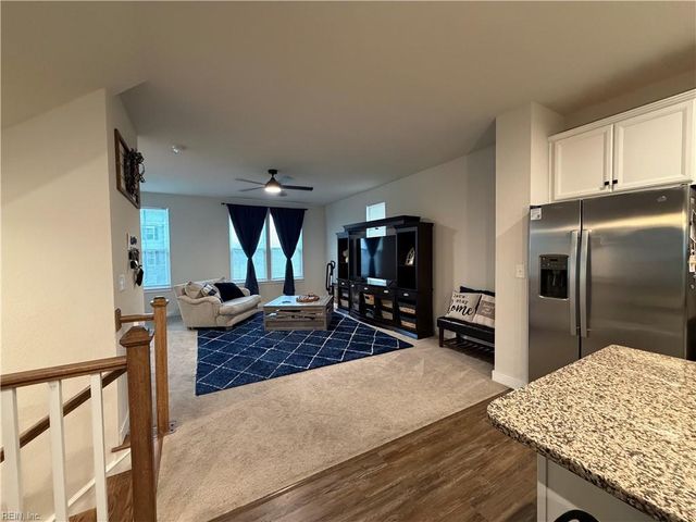 180 Spring Grove WAY, Smithfield, VA 23430