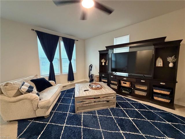 180 Spring Grove WAY, Smithfield, VA 23430