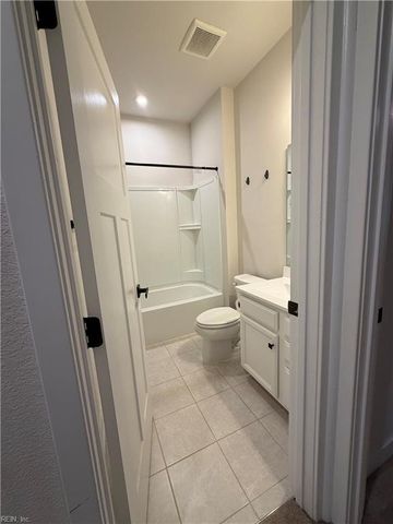 180 Spring Grove WAY, Smithfield, VA 23430