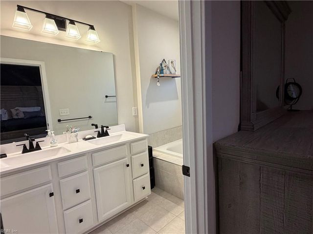 180 Spring Grove WAY, Smithfield, VA 23430