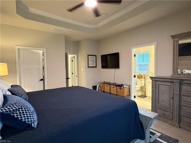 180 Spring Grove WAY, Smithfield, VA 23430