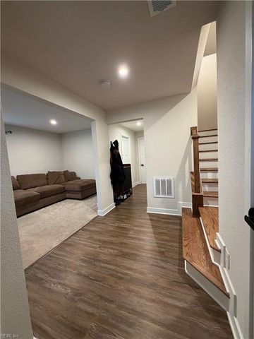 180 Spring Grove WAY, Smithfield, VA 23430