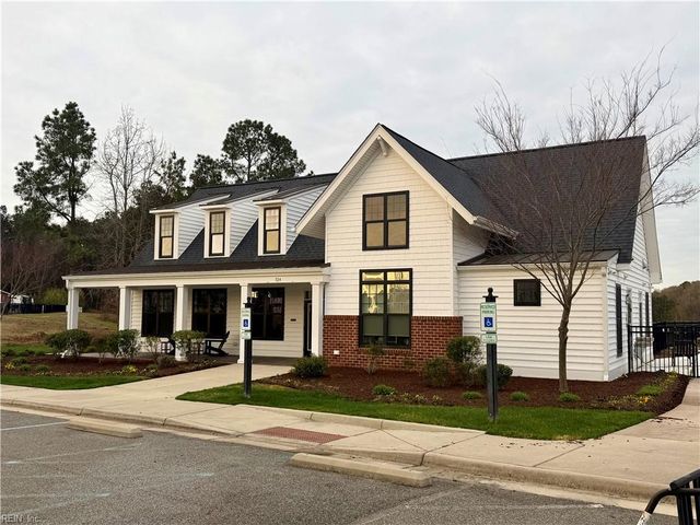 180 Spring Grove WAY, Smithfield, VA 23430