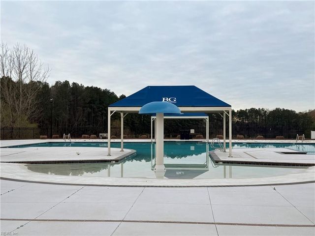 180 Spring Grove WAY, Smithfield, VA 23430