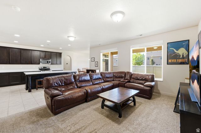 879 W HEXHAM DR, North Salt Lake, UT 84054