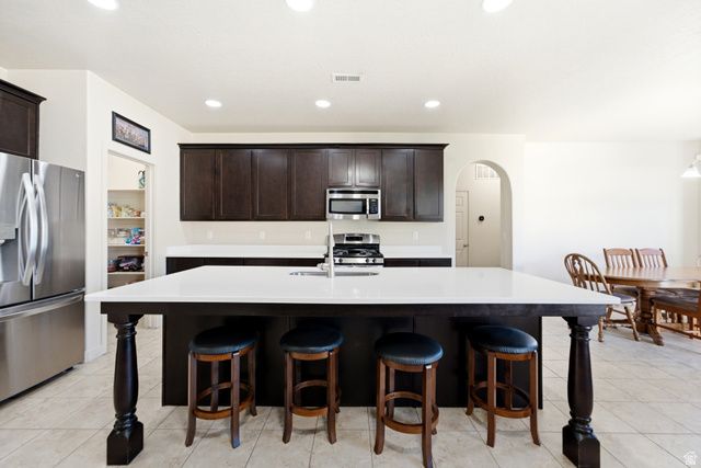879 W HEXHAM DR, North Salt Lake, UT 84054