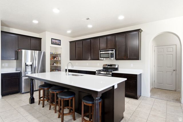 879 W HEXHAM DR, North Salt Lake, UT 84054