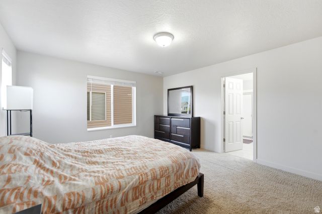 879 W HEXHAM DR, North Salt Lake, UT 84054