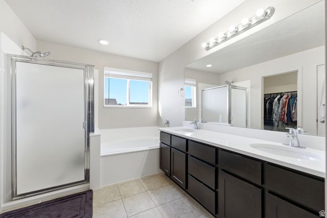 879 W HEXHAM DR, North Salt Lake, UT 84054