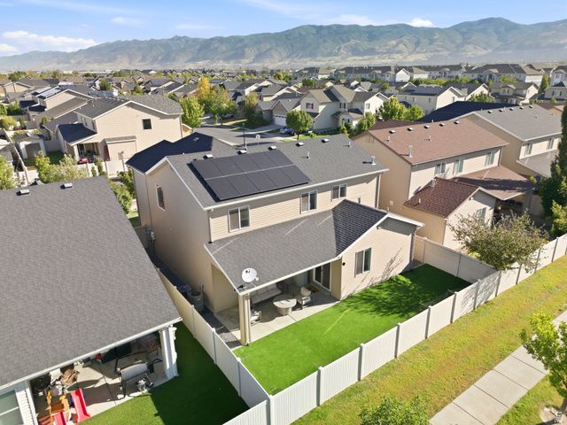 879 W HEXHAM DR, North Salt Lake, UT 84054