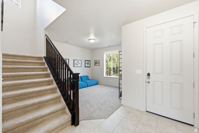 879 W HEXHAM DR, North Salt Lake, UT 84054
