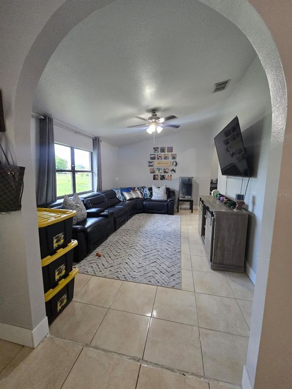 Image 2 of property listing at 2961 BIG SKY BOULEVARD, Kissimmee, FL 34744