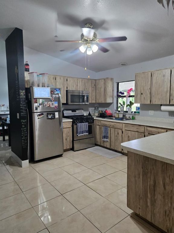 Image 4 of property listing at 2961 BIG SKY BOULEVARD, Kissimmee, FL 34744