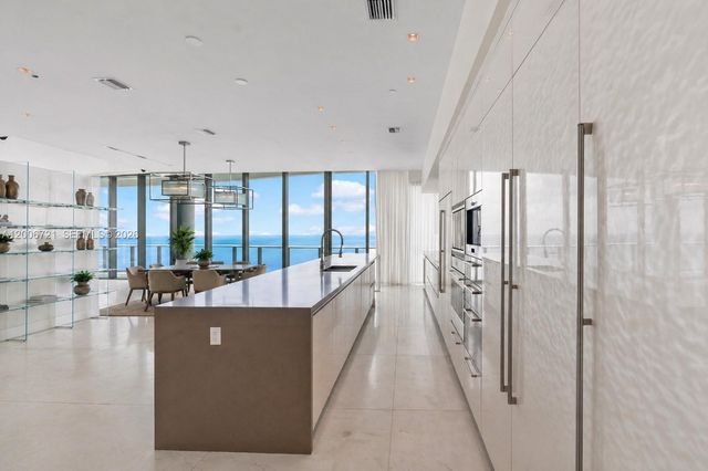 17475 Collins Ave 2302, Sunny Isles Beach, FL 33160