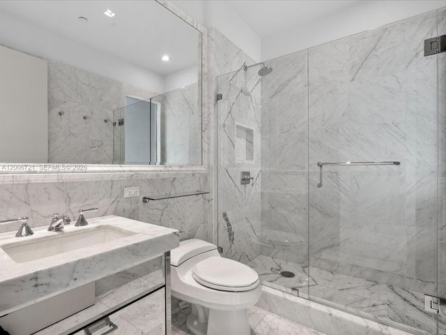 17475 Collins Ave 2302, Sunny Isles Beach, FL 33160