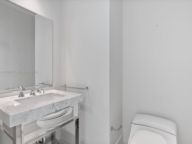 17475 Collins Ave 2302, Sunny Isles Beach, FL 33160