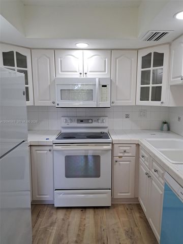 8860 SW 123rd Court K402, Miami, FL 33186