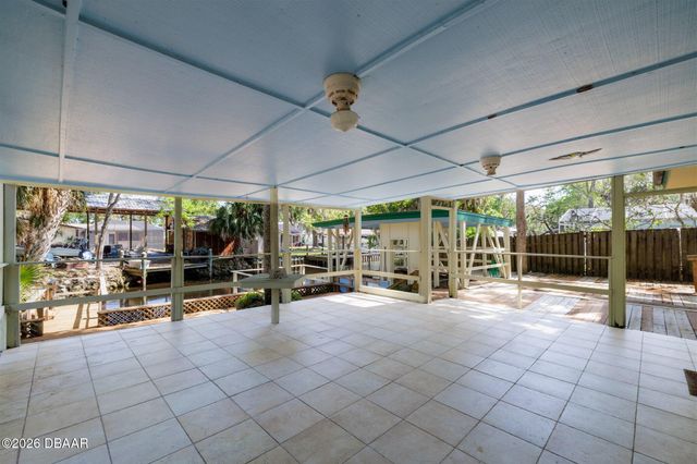 525 Lowndes Avenue, Ormond Beach, FL 32174