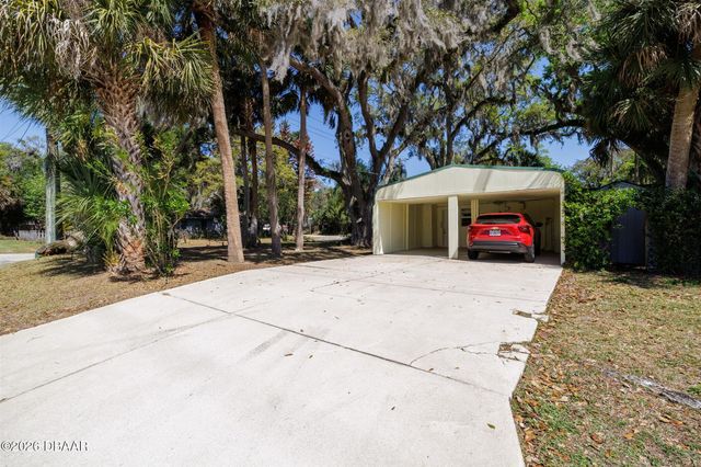 525 Lowndes Avenue, Ormond Beach, FL 32174