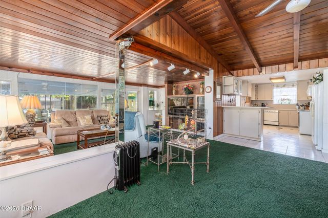 525 Lowndes Avenue, Ormond Beach, FL 32174