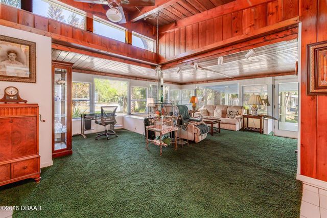 525 Lowndes Avenue, Ormond Beach, FL 32174