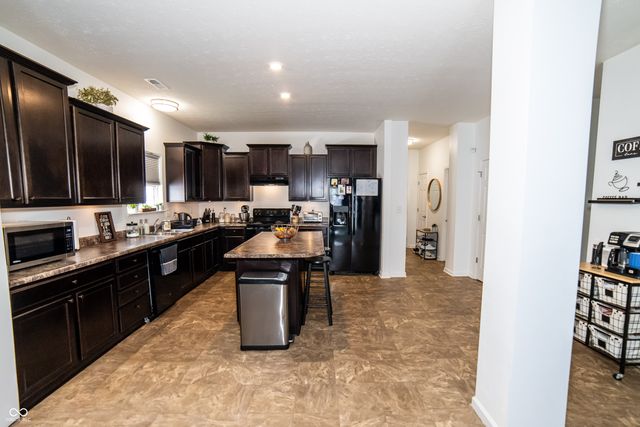 7614 Bolero Drive, Camby, IN 46113