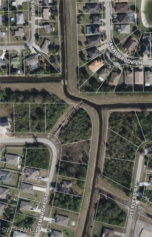370 Pembroke ST, Lehigh Acres, FL 33974